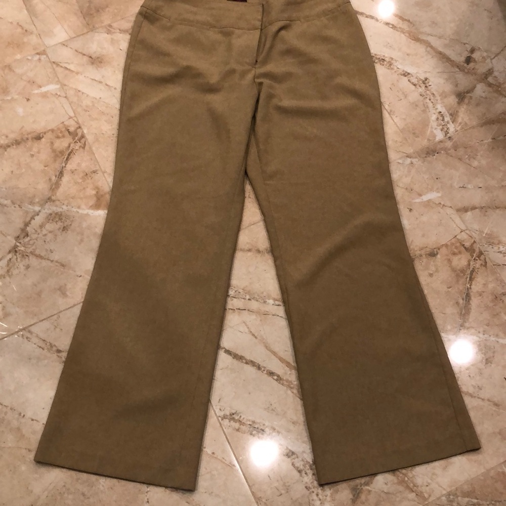 New York and company polyester pants - Picture 4 of 9